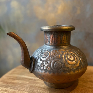Lota de latón para funciones religiosas y festivales Lota de latón para prácticas rituales tradicionales y sagradas - Product Image 2