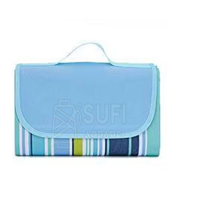 Tapete de Picnic Plegable de Tela Suave Impermeable y Duradero para Acampar en la Playa y Actividades al Aire Libre - Uso en Todas las Estaciones - Product Image 1