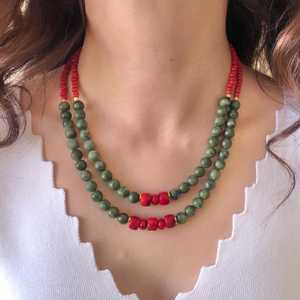Collar de coral y Jade para mujer, piedras preciosas rojas y verdes con cuentas hechas a mano, joyería llamativa, Coral y jade - Product Image 1