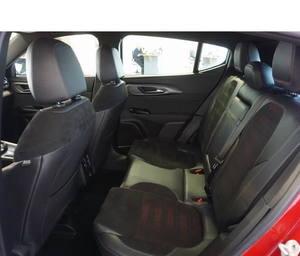 Dodge Hornet R.T. 2024, transmission automatique, sièges en cuir, caméra arrière, jantes gauche R18, titre propre, sans accident, faible kilométrage (50 000-75 000 km) - Product Image 3