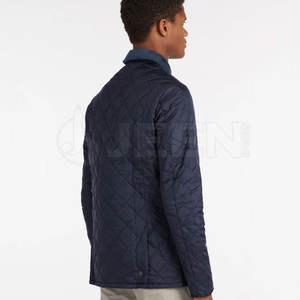 Chaqueta acolchada para hombre de calidad superior Chaqueta acolchada resistente al agua para la venta 2024 - Product Image 6