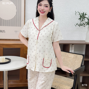 Conjunto de seda con estampado de lazo rojo para mujeres embarazadas Incluye pantalones cortos hasta la rodilla B778 - Product Image 4