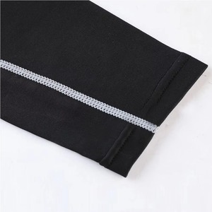 เสื้อแรชการ์ดผู้ชายพิมพ์ลายแบบซับลิเมชั่น ระบายอากาศได้ดี น้ำหนักเบา ทรงเข้ารูป ผลิตจากผ้าสแปนเด็กซ์/โพลีเอสเตอร์ แห้งเร็ว ขายส่ง - Product Image 6