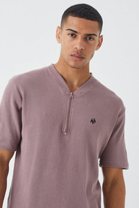 Venta al por mayor de los hombres de cuello en V cuarto de cremallera Camiseta de manga corta de calidad superior por encargo de impresión sólida fabricado Huzaifa productos - Product Image 3