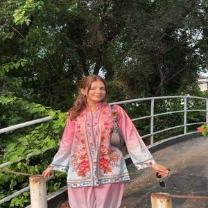 Conjunto Kurti Premium Pesado VASTRA COTTAGE para Mujer, Estampado Digital, Manga Larga, Prenda Étnica Cosida con Forro Interior de Microalgodón - Product Image 5