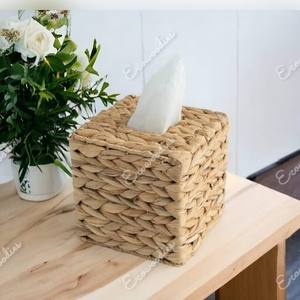 Porte-serviettes en jacinthe d'eau naturelle carrée portable et boîte à mouchoirs pour le rangement à domicile dans le salon ou la chambre - Product Image 6