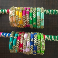 Fil de soie coloré pierre bracelets Bollywood Style cadeau de mariage en vrac fête faveur fantaisie indien/pakistanais mariée bijoux de mode