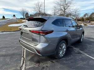 Envío Gratuito, Nuevo para Platinum AWD, SUV de Alto Rendimiento, Transmisión Automática, Interior Oscuro, Cámara Trasera, Euro VI - Product Image 3