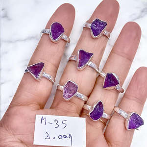 Anillo de Plata de Ley 925 con Gema de Amatista en Bruto, Anillos Hechos a Mano, Precio al por Mayor, Joyería Fina de Plata - Product Image 1