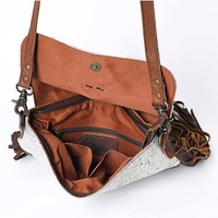 Sac bandoulière en cuir véritable à franges, style bohème, fait main, vintage, avec pierre turquoise, sangle unique, pour femme, hiver