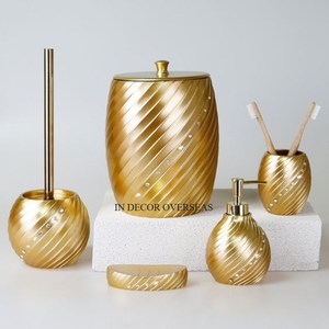 Distributeur de savon en métal plaqué or de haute qualité, porte-serviettes en papier et support luxueux ensemble de salle de bain complet - Product Image 1