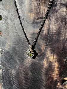 Colgante de loto de moldavita Unisex, Plata de Ley 925 de alta calidad, chapado en oro Vintage, joyería de uso diario - Product Image 4