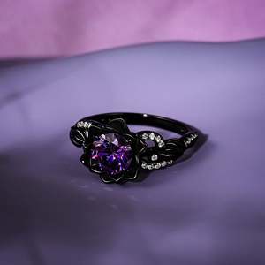 Bague Jeulia Vintage noire torsadée avec fleur ronde taillée en violet - Product Image 4