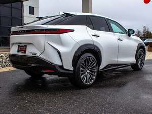 Neatly 2023 Le-xuus RZ 450e Luxury AWD Plus Sans Accident Conduite à Gauche/Droite - Product Image 3