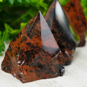 En gros Naturel Acajou Obsidienne Cristal Semi Précieuse Amour Pierre Feng Shui Sharp Énergie Reiki Guérison Agate Décoration de La Maison - Product Image 6