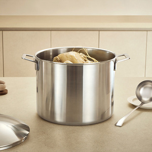 Olla para Sopa de Acero Inoxidable <span class=keywords><strong>316Ti</strong></span> con Doble Asa y Tapa, 28 cm, Marca Kuja - Product Image 1
