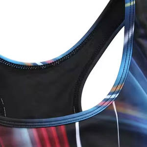 Sujetador Deportivo de Moda con Diseño Suave, Cintura Alta, Patrón Sólido, Cierre Elástico y Logotipo Frontal Simple para Mujer - Product Image 3