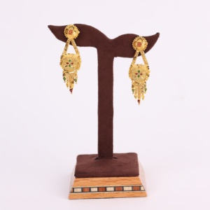 Pendientes chapados en oro de latón, pendientes de lujo, pendientes de joyería de moda que forman pendientes para mujer joyería llena de oro Oro Joyeria - Product Image 1