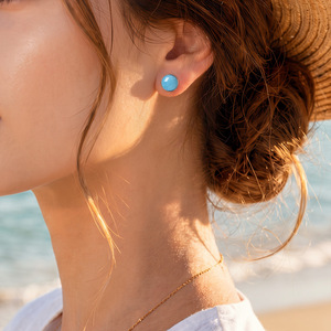 Boucles d'oreilles clous Jeulia en larimar bleu taille ronde, serties clos en argent sterling, bijoux de mariage - Product Image 4
