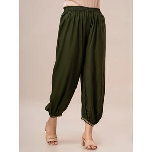 Green <b>Satin</b> Sequin Kurta with Three-Quarter Sleeves and <b>Pyjamas</b> for Women - Product Image 4