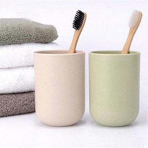 Brosse à dents en bambou de qualité supérieure fabriquée au Vietnam pour les voyages et un usage quotidien Soins bucco-dentaires biodégradables durables - Product Image 1