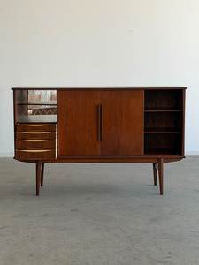 Buffet rétro en bois massif couleur noyer, console de rangement pour salon et salle à manger - Product Image 3
