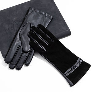 Gants en cuir souple respirants pour femmes conçus pour la chaleur du style et la mode hivernale urbaine coupe ajustée avec un intérieur confortable - Product Image 1