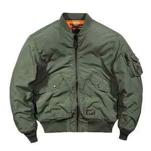 Chaqueta bomber de satén de estilo callejero para hombre, superventas de 2024, chaqueta recortada gruesa de invierno a la moda al por mayor - Product Image 4