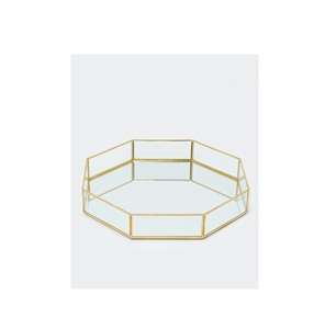 Bandeja de servicio redonda de metal dorado de diseñador Estilo único Hecho a mano en la India Tamaño personalizado Perfecto para una elegante decoración navideña y regalos - Product Image 2