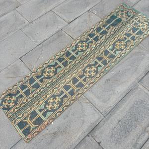 Alfombra Vintage Estilo Runner de 1.5x5.3 pies (45x161 cm), Alfombra de Lana con Estampado Animal Azul Turco - Product Image 2