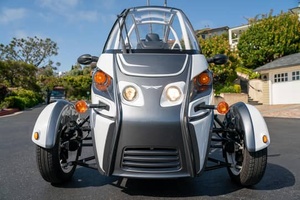 LISTO PARA ENVIAR: VEHÍCULO ELÉCTRICO DE 3 RUEDAS ARCI-MOTO FUV 2021, AUTONOMÍA DE 100 MILS, ALTAMENTE EQUIPADO - Product Image 5