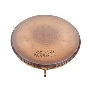 Mesa de Entrada Clásica de Lujo con Tapa de Cristal, Madera y Latón - Product Image 3