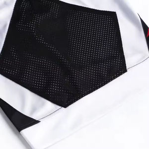 Nouveau design de vêtements de sport au prix d'usine Short de basket-ball professionnel de couleur noire unie - Product Image 3