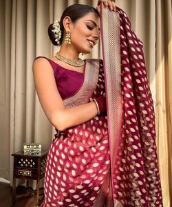 ATTRACTIF LICHI SOIE JACQUARD TRAVAIL SAREE AVEC CHEMISIER NON COUDU FESTIVAL WEAR PRIX DE VENTE ENTIER VÊTEMENT ETHNIQUE MARRON - Product Image 3