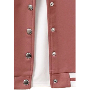 Chaqueta Varsity de Piel de Oveja Genuina Personalizada al por Mayor de Fábrica, Diseño OEM, Transpirable, Resistente al Viento, de Alta Calidad, con Parche Bordado para Hombre - Product Image 4