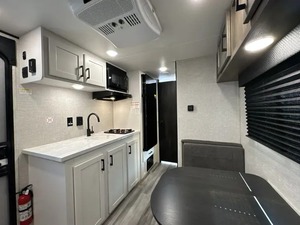 2024 utilisé SLX 174BH camping-car remorque Mini caravane moderne 4 personnes Pop up léger tout-terrain amical 4x4 Type couleur personnalisable - Product Image 4