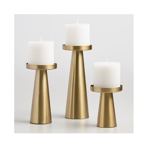 Portavelas de metal de hierro forjado perfecto para su espacio vital portavelas decorativo multiusos hecho a mano - Product Image 1