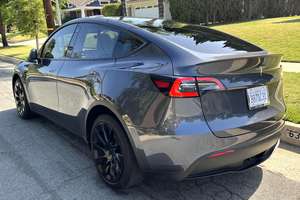 TESLA MODEL Y LONG RANGE AWD 2020 USADO, VOLANTE A LA IZQUIERDA/DERECHA - Product Image 2