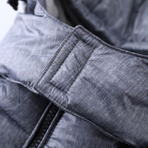 Fabrication de vestes bulle personnalisables Vestes chaudes durables avec couleur et logo personnalisés Idéal pour l'image de marque et les vêtements d'extérieur - Product Image 4