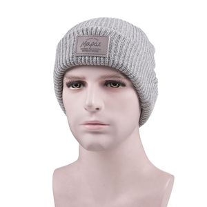 Nouvel arrivage de bonnet avec logo personnalisé de qualité supérieure bonnet classique de protection épais et chaud pour l'extérieur bon marché - Product Image 2