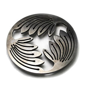 ขาตั้งสามขาทรงปลาเหล็กหล่อสีดำแบบทันสมัยอุปกรณ์ตกแต่งห้องครัวอุปกรณ์ป้องกันโต๊ะเหล็กทรงร้อนสไตล์วินเทจ - Product Image 2