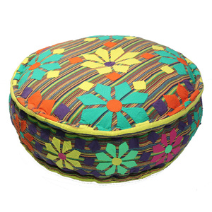 Pouf Bohème Indien Fait Main en Tissu Coton, Coussin de Sol Extra Large, Pouf Rond Brodé pour Salon, Tabouret de Noël - Product Image 1