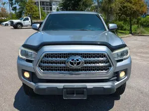 2016 Toyota Tacoma TRD todoterreno - Product Image 3