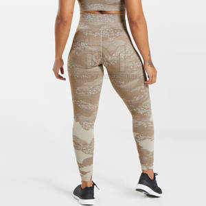 เลกกิ้งเอวกลางเอวระบายอากาศของผู้หญิงโลโก้ที่กำหนดเอง - Product Image 2