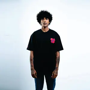 Nueva camiseta de moda para hombre de manga corta con estampado de Hip Hop suelto de estilo callejero europeo y americano - Product Image 1