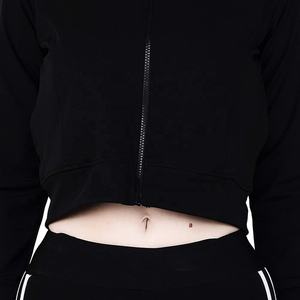 Chándal de mujer con panel de malla para transpirabilidad Chándal de mujer con top de manga corta y joggers - Product Image 3