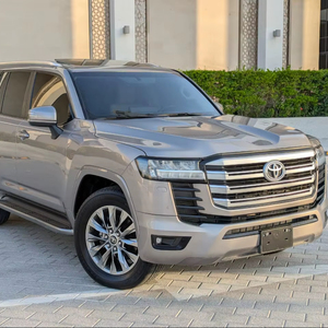 รถ SUV ปี 2024 พวงมาลัยซ้าย เบนซิน ขับเคลื่อน 4 ล้อ เทอร์โบ เกียร์อัตโนมัติ เบาะหนังสีเข้ม หลังคาซันรูฟแบบพาโนรามา - Product Image 1