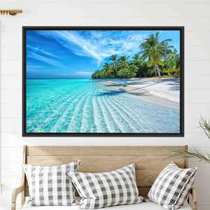 Toile imprimée avec vue sur l'océan et paysage de plage - Décoration tropicale élégante, 1P : encadré noir - Product Image 1