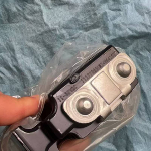 Válvula de Control Electrónico Hidráulica 157B4034 157B4911 157B4256 157B4292 157B4093 11166732 157B4292 11166732 157B4036 157B4032 - Product Image 2