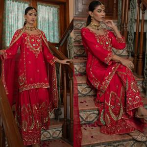 Costume Sharara lourd d'approvisionnement d'usine direct avec travail de broderie de séquence Georgette pure Gharara pour les fêtes du Pakistan - Product Image 6